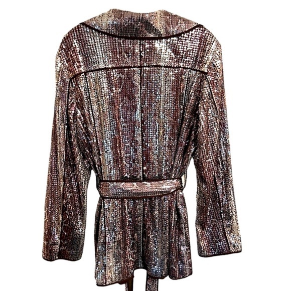 CHICO'S All Over Sequin Blazer Snap Closure with Tie Belt Jacket Size 2 Large - Picture 3 of 9